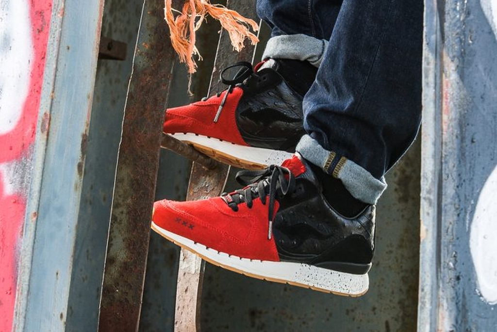 Sneakerbaas-x-KangaROOS-Coil-R-2-Sin-City-2